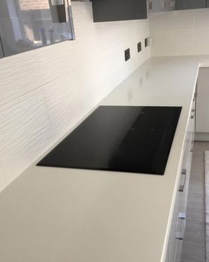 ST Quartz Blanco White 