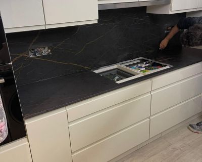 Dekton Kitchen Installation