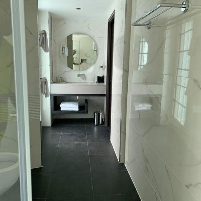 ST Stone Works was commisioned to manufacture and install Quartz vanity tops and bathroom tiling to every room on this project.